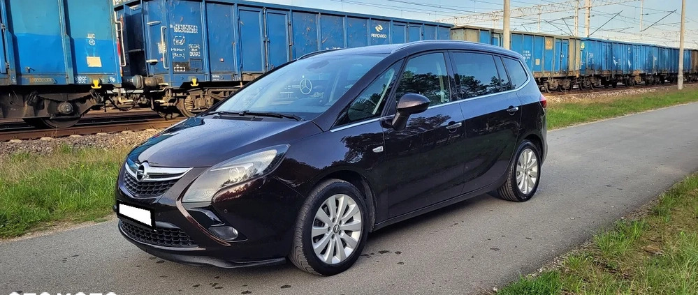 Opel Zafira cena 28900 przebieg: 260000, rok produkcji 2013 z Dęblin małe 352